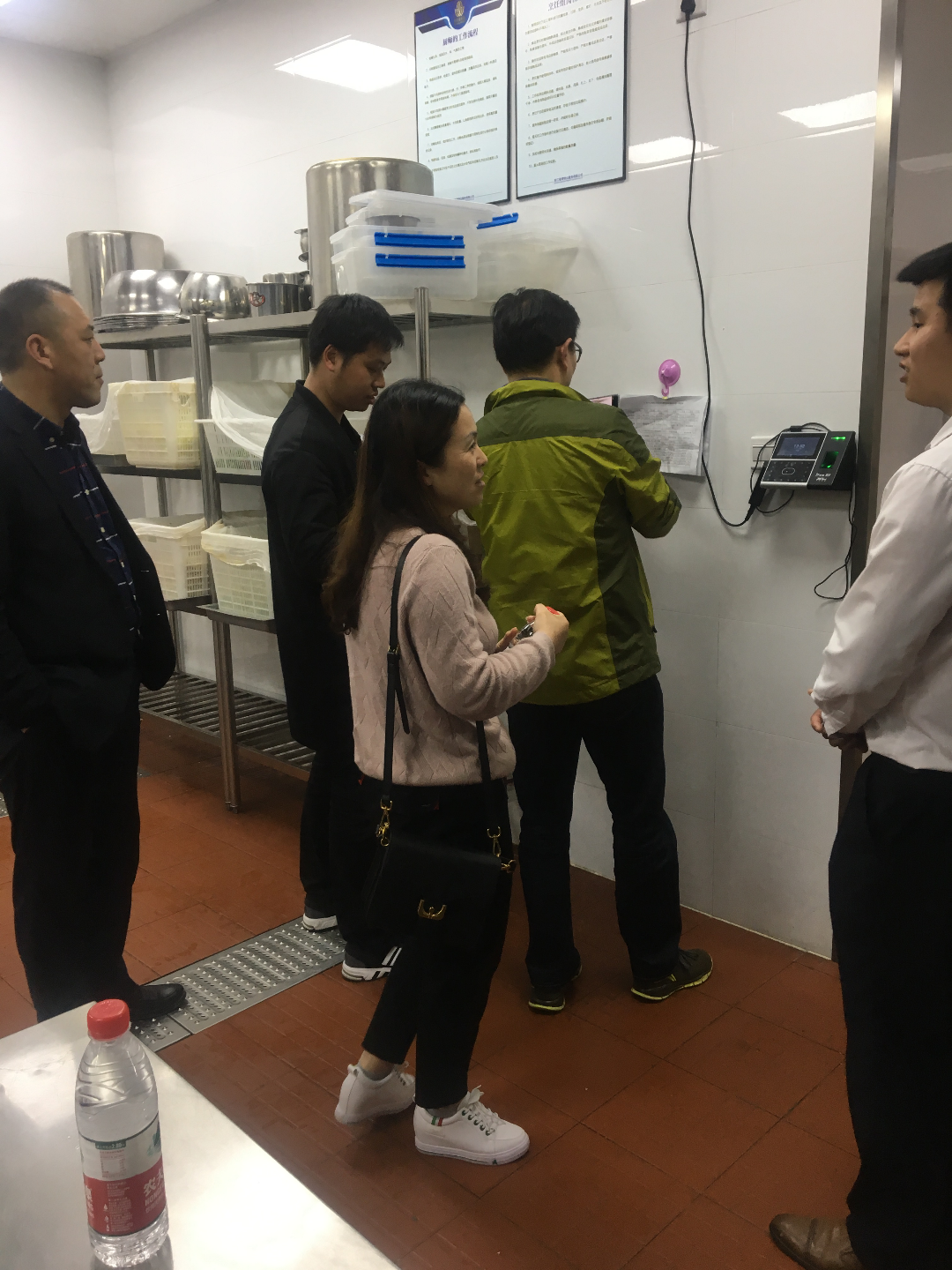 正版49图库免费打开
