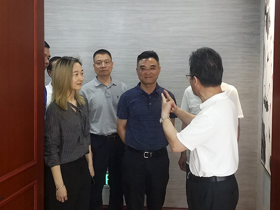 正版49图库免费打开