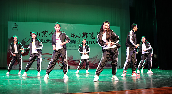 正版49图库免费打开